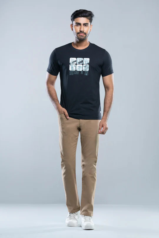 Diverse logistical adapter 52